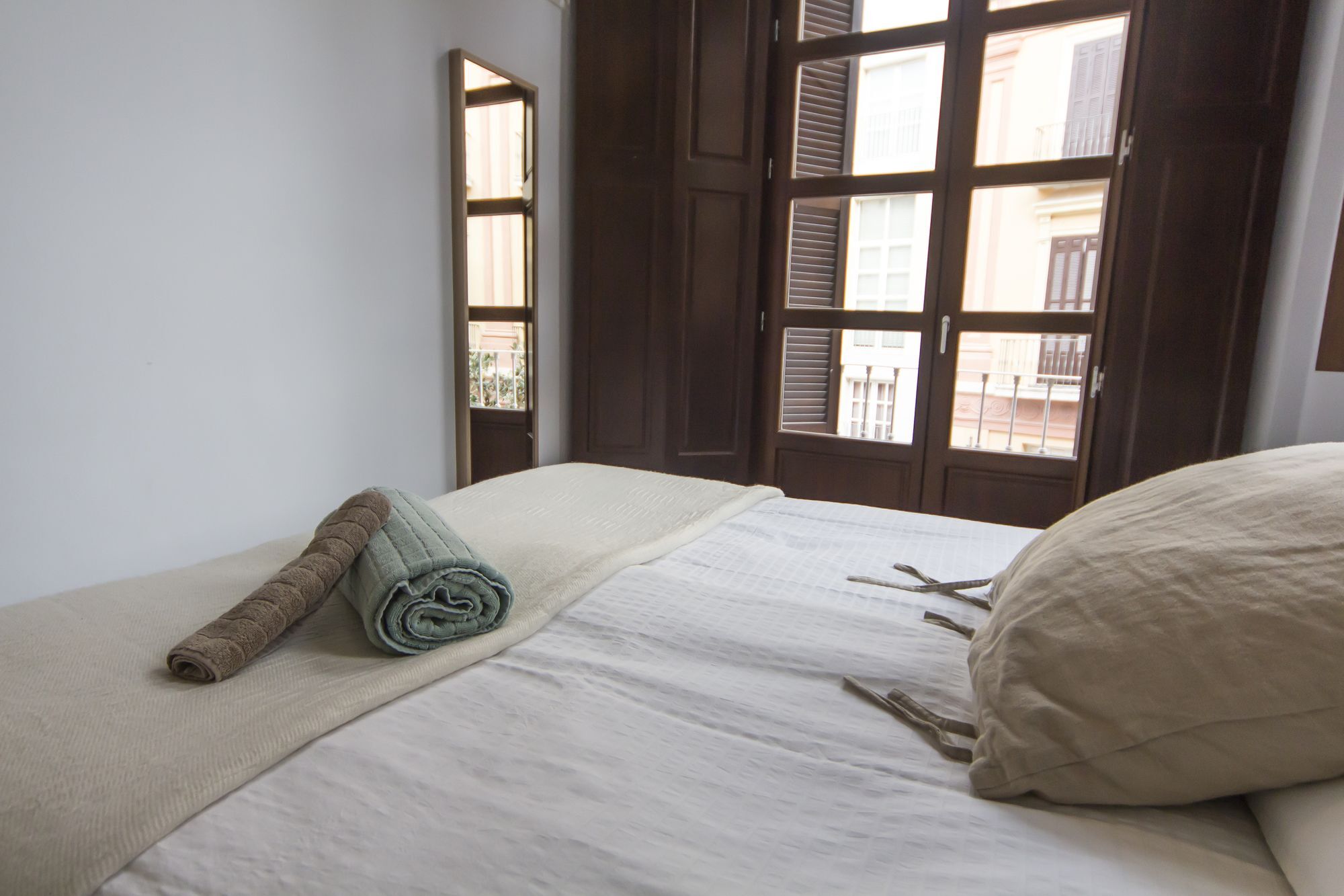 Apartamentos Malaga Picasso Экстерьер фото