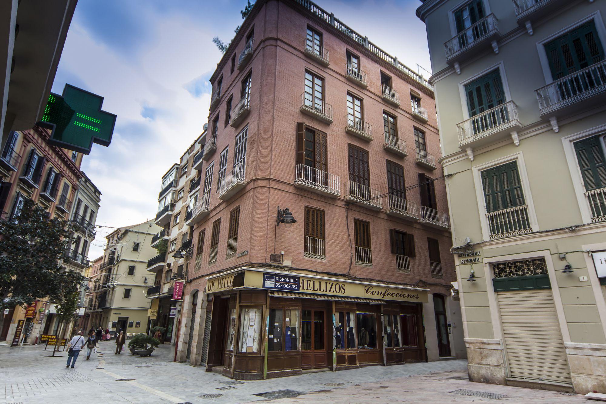 Apartamentos Malaga Picasso Экстерьер фото