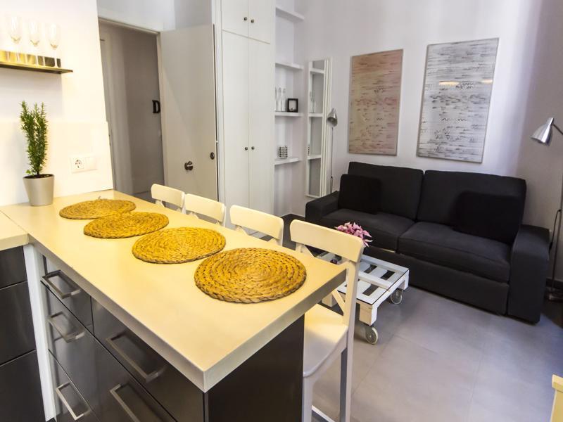 Apartamentos Malaga Picasso Экстерьер фото